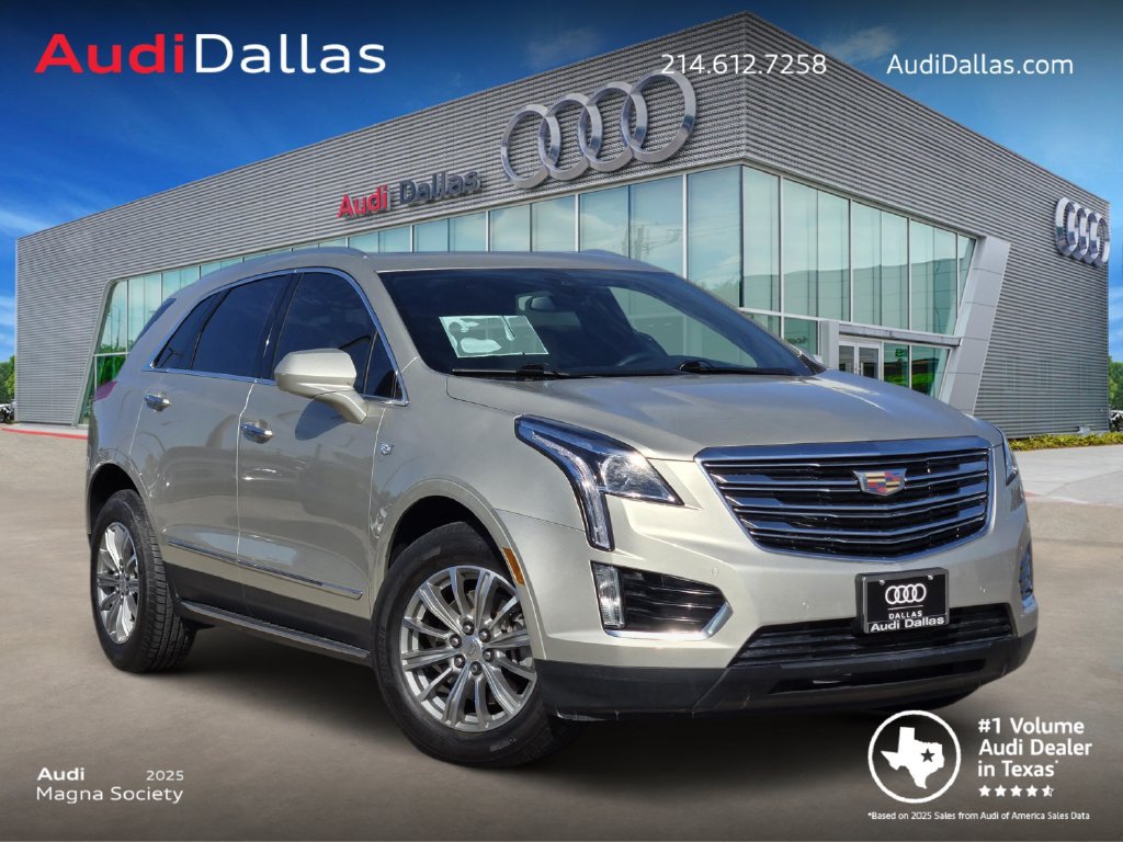 Used 2017 Cadillac XT5 Luxury w/ Driver Awareness Package FWD 360° Tour