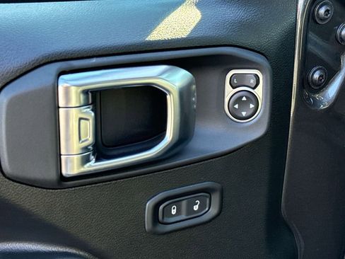 New 2026 Jeep Gladiator Sport image 20