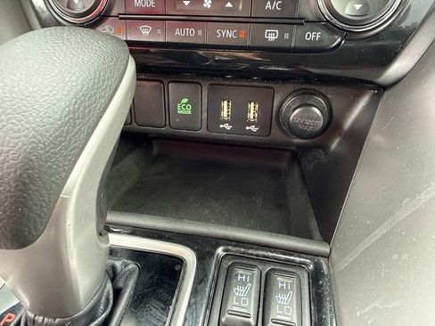 Used 2023 Mitsubishi Eclipse Cross SE image 30