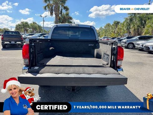 Used 2018 Toyota Tacoma SR5 image 12