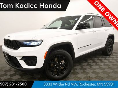 Used 2024 Jeep Grand Cherokee Altitude