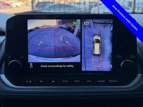 Used 2022 Nissan Rogue Platinum w/ Head-Up Display Package image 8