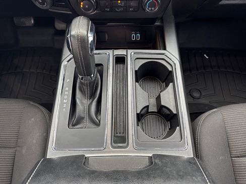 Used 2016 Ford F150 XLT w/ Equipment Group 302A Luxury image 15