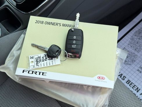 Used 2018 Kia Forte LX FWD image 42