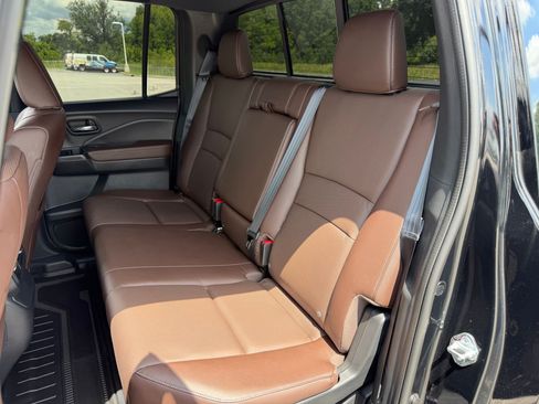 Certified 2025 Honda Ridgeline RTL image 19