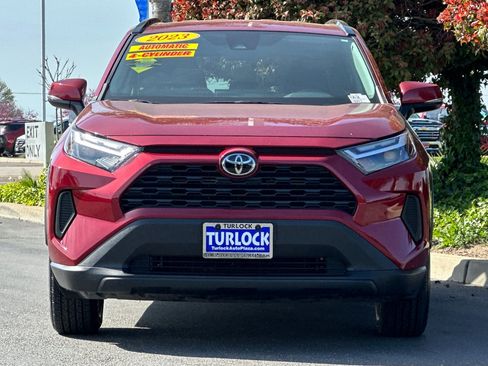 Used 2023 Toyota RAV4 XLE image 6