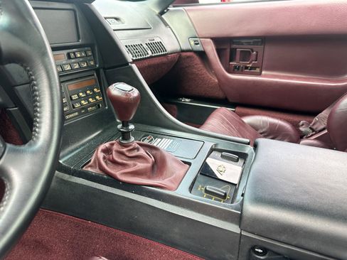 Used 1993 Chevrolet Corvette Coupe RWD image 17