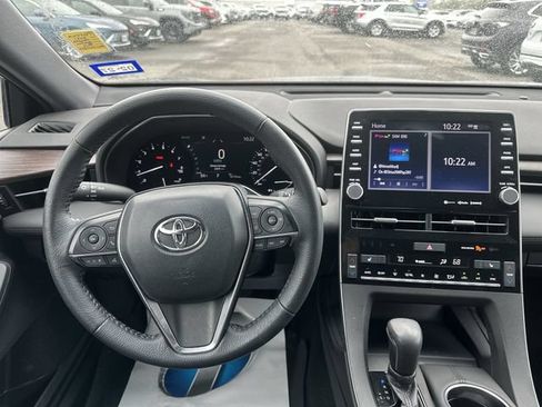 Used 2021 Toyota Avalon XLE FWD image 12
