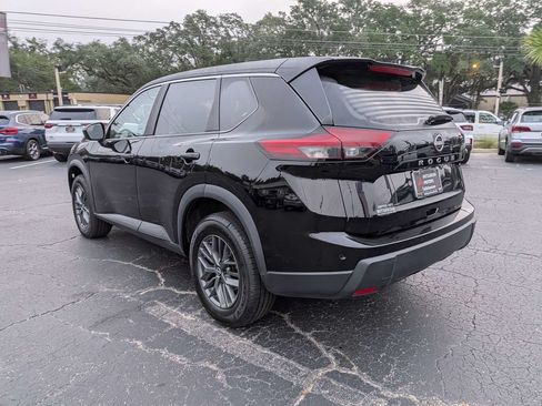Used 2024 Nissan Rogue S FWD image 6
