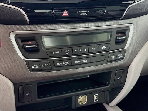 Used 2023 Honda Ridgeline RTL image 9