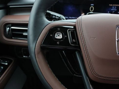 New 2026 Lincoln Aviator Reserve AWD/4WD image 40