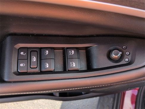 Used 2021 Jeep Grand Cherokee L Limited image 16