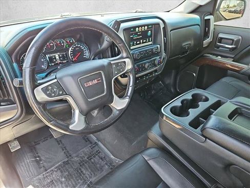 Used 2018 GMC Sierra 1500 SLT w/ SLT Preferred Package AWD/4WD image 13