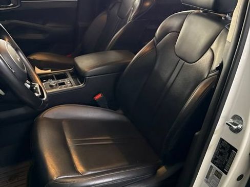 Used 2022 Kia Sorento S FWD image 6