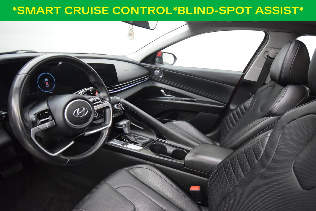 Used 2023 Hyundai Elantra Limited w/ Cargo Package FWD image 7