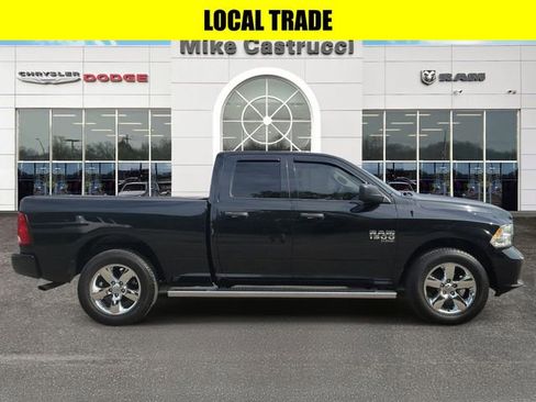 Used 2019 RAM 1500 Express w/ Express Value Package AWD/4WD image 3