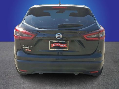 Used 2021 Nissan Rogue Sport S image 5
