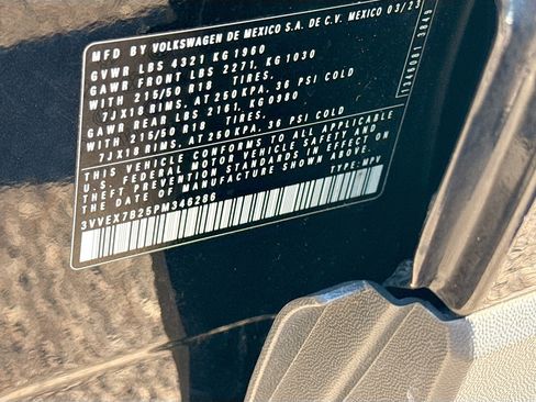 Used 2023 Volkswagen Taos SE w/ Panoramic Sunroof Package image 42