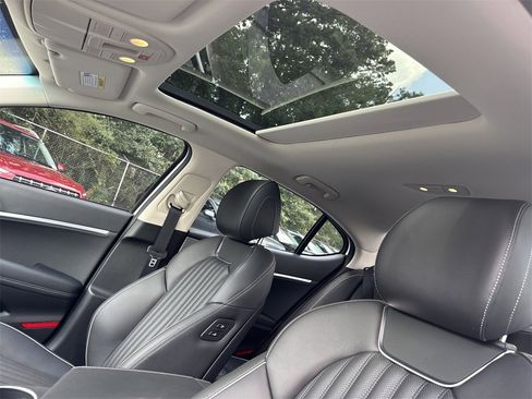 Used 2026 Genesis G70 2.5T Prestige image 32