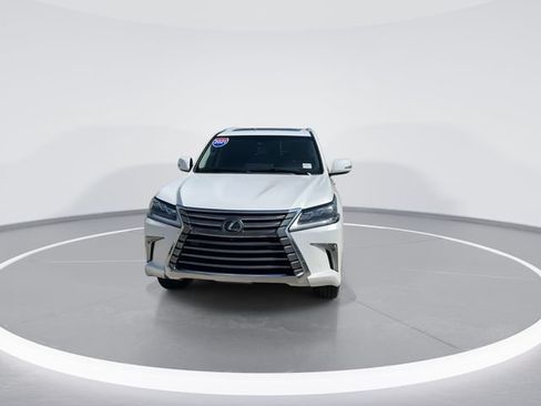 Used 2021 Lexus LX 570 4WD w/ Luxury Package image 2