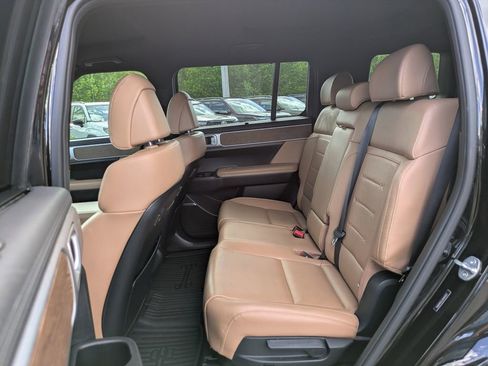 Used 2024 Hyundai Santa Fe Limited image 15