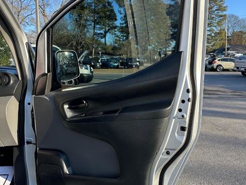 Used 2017 Nissan NV200 SV w/ Technology Package image 11