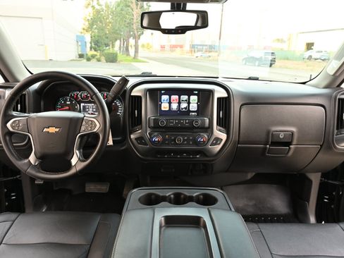 Used 2015 Chevrolet Silverado 1500 LTZ AWD/4WD image 11
