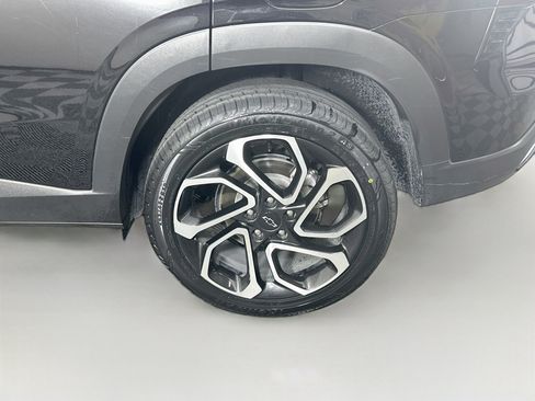 Used 2024 Chevrolet Trax RS FWD image 11