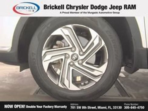 Used 2022 Hyundai Santa Fe SEL FWD image 4