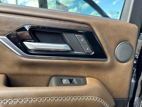 Used 2026 GMC Yukon XL Denali Ultimate w/ LPO, Floor Liner Package AWD/4WD image 29