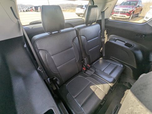 Used 2020 GMC Acadia SLT image 21