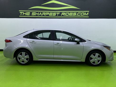 Used 2023 Toyota Corolla LE FWD image 10