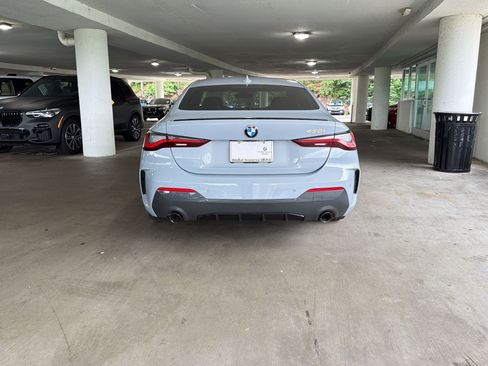 Used 2023 BMW 430i Coupe w/ M Sport Package RWD image 9