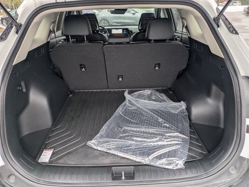 Used 2023 Kia Sportage EX image 10