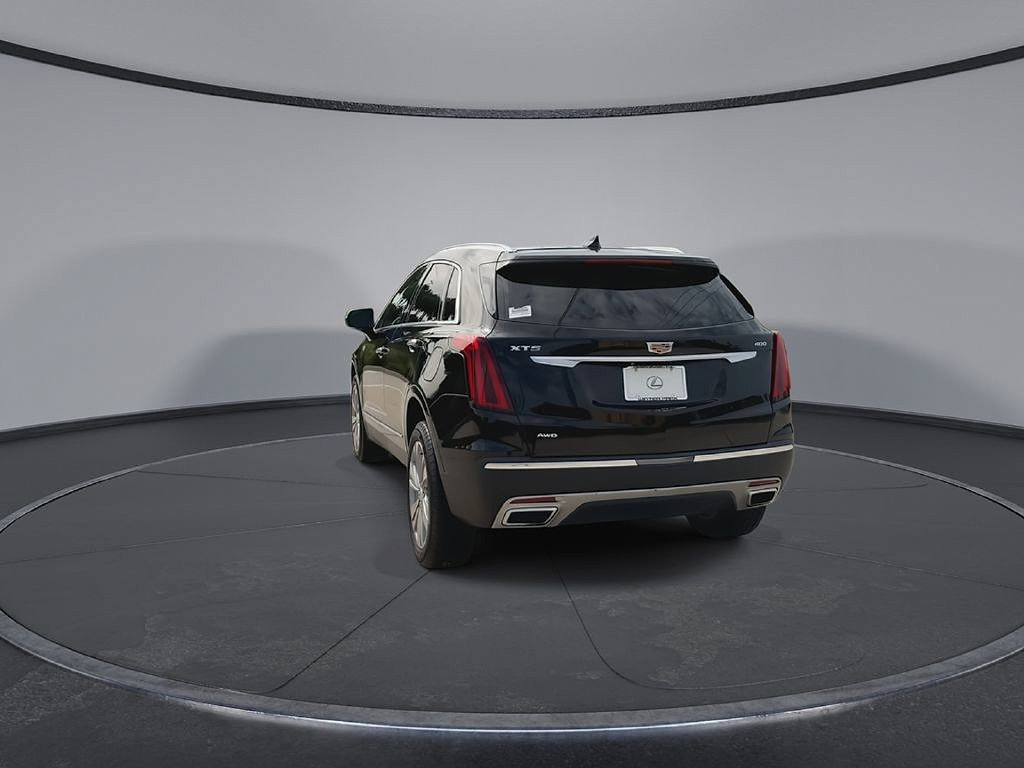 Certified 2024 Cadillac XT5 Premium Luxury AWD/4WD image 7