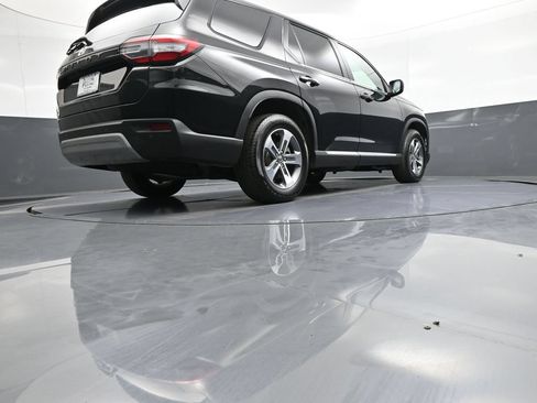 Certified 2025 Honda Pilot EX-L image 31