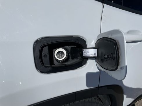 Used 2022 Jeep Compass Trailhawk w/ Trailhawk Convenience Group image 51