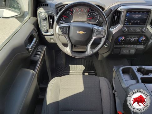 Used 2021 Chevrolet Silverado 1500 LT AWD/4WD image 18
