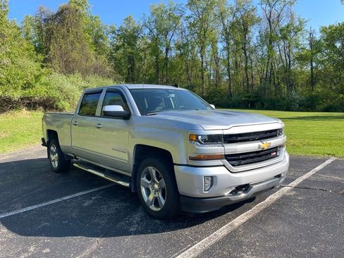 Used 2018 Chevrolet Silverado 1500 LT w/ All Star Edition AWD/4WD image 1