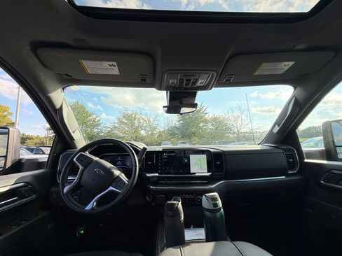 Used 2025 Chevrolet Silverado 2500 LTZ w/ LTZ Plus Package AWD/4WD image 5