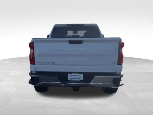 Used 2023 Chevrolet Silverado 1500 LT AWD/4WD image 8