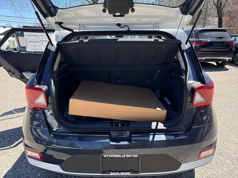 New 2026 Hyundai Venue SEL FWD image 16