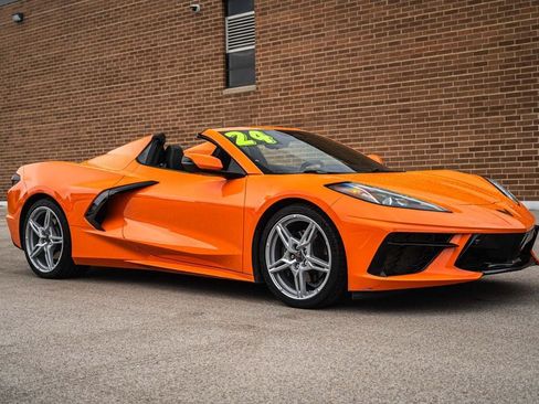 Used 2024 Chevrolet Corvette Stingray Preferred Conv w/ 2LT RWD image 13
