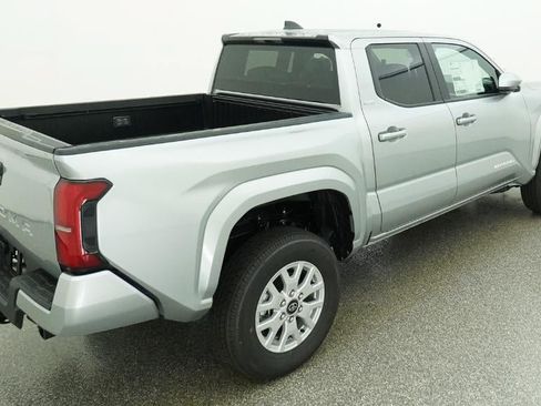 New 2026 Toyota Tacoma SR5 RWD image 9