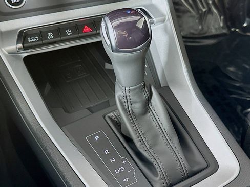 New 2025 Audi Q3 2.0T Premium image 7