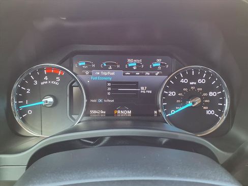 Used 2020 Ford F250 Lariat w/ Chrome Package image 26