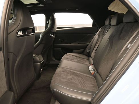 Used 2025 Hyundai Elantra N image 37