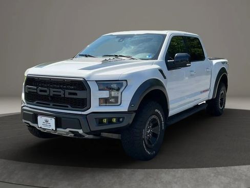 Used 2018 Ford F150 Raptor w/ Equipment Group 802A Luxury AWD/4WD image 2