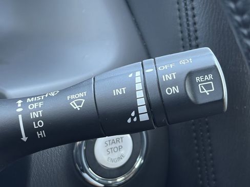 Used 2024 Nissan Armada SL RWD image 24