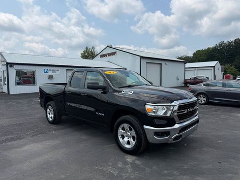 Used 2021 RAM 1500 Big Horn AWD/4WD image 2